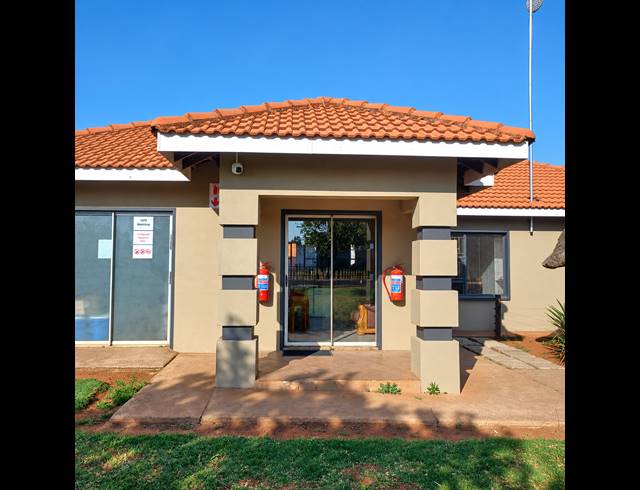 2 BEDROOM HOUSE FOR SALE IN RIVERSDALE